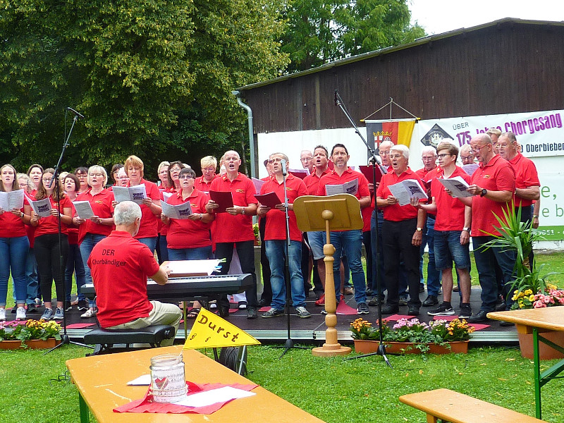 Regen beeintrchtigt 35. Offenes Singen in Oberbieber