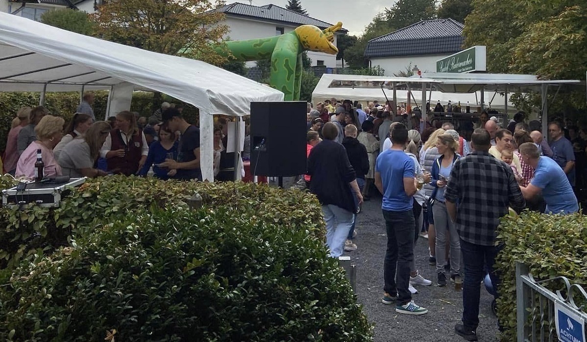 Beim Oktoberfest in Windhagen (Foto: privat)