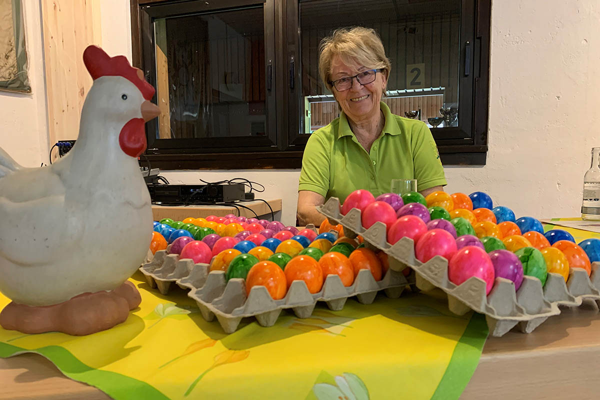 Ostereier-Schieen in der Schtzenhalle Waldbreitbach