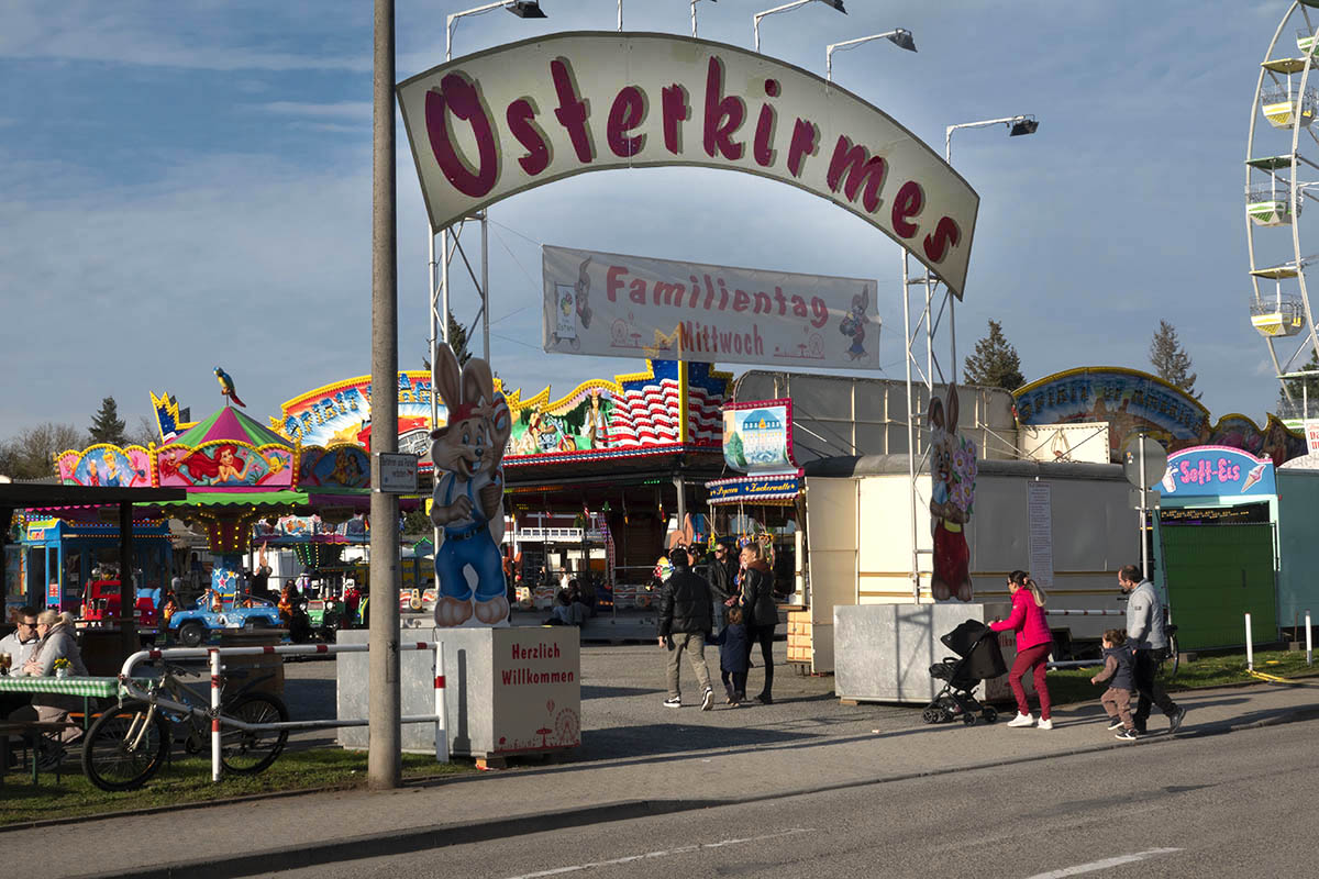 Die Osterkirmes geht noch bis zum 2. April. Fotos: Wolfgang Tischler