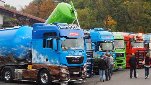 Die Brummis kommen: Am Wochenende ist Trucker-Treffen im Stffel-Park. (Foto: Tatjana Steindorf)  