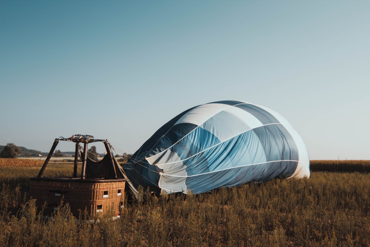 Heiluftballon-Unfall in Hausen (Wied): Ballonfahrer schwer verletzt, Passagiere handeln vorbildlich
