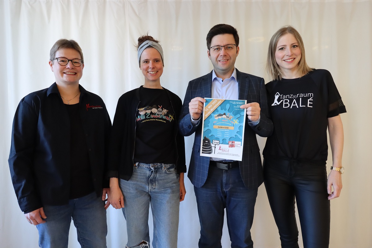 Freuen sich auf ein groes Musik-, Tanz- und Theaterspektakel (von links): Simone Brhl, Milena Lenz-Mester, Dimitri Melnik (Leiter der Kreismusikschule) und Anika Schlosser. (Foto: Kreisverwaltung Altenkirchen/Benedikt Schulte)