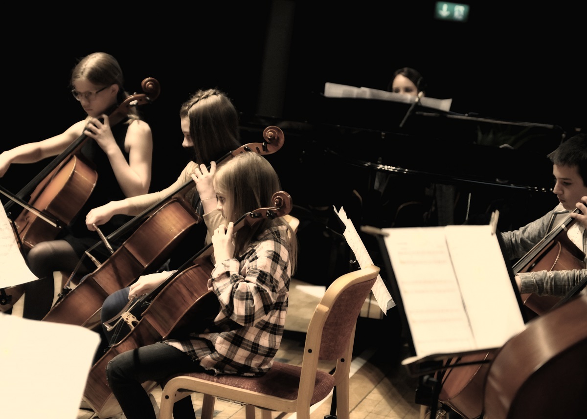 Schule trifft Musikschule: "Musik con tutti"