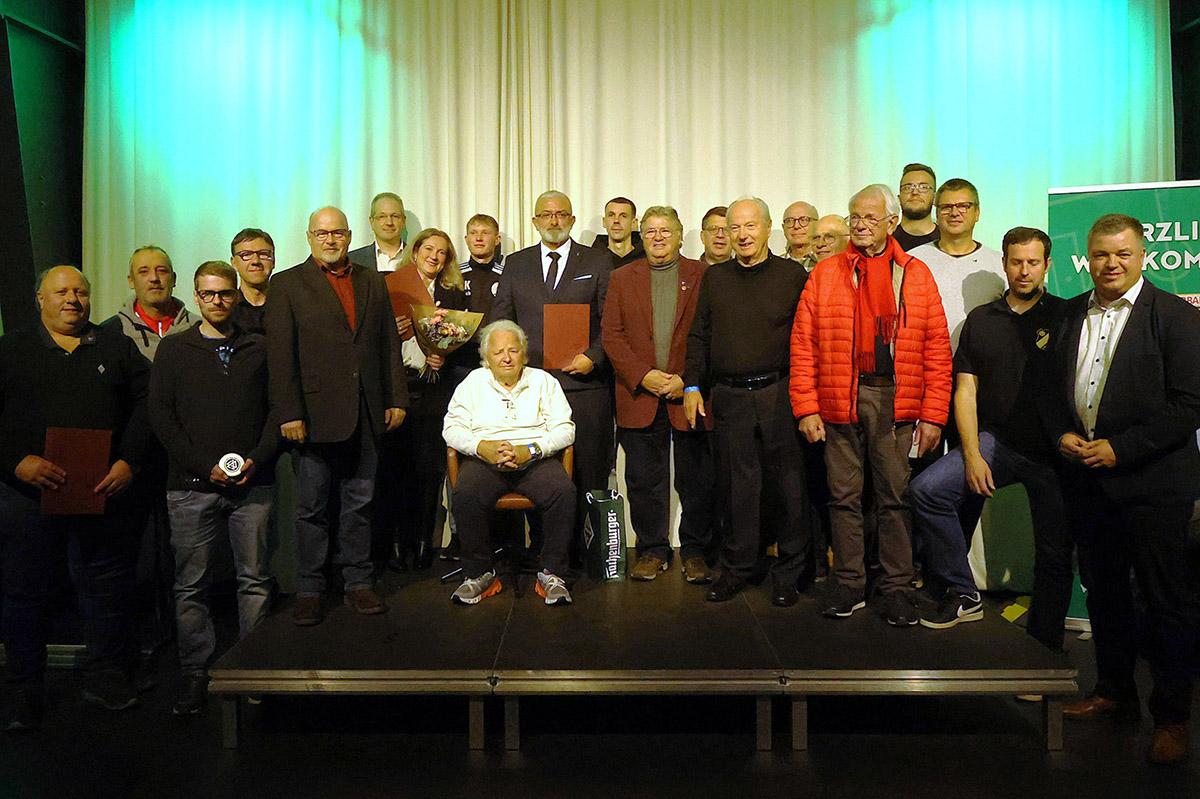 Kreisehrenamtsabend des Fuballkreises Westerwald-Sieg: Ein Abend voller Anerkennung und Wertschtzung