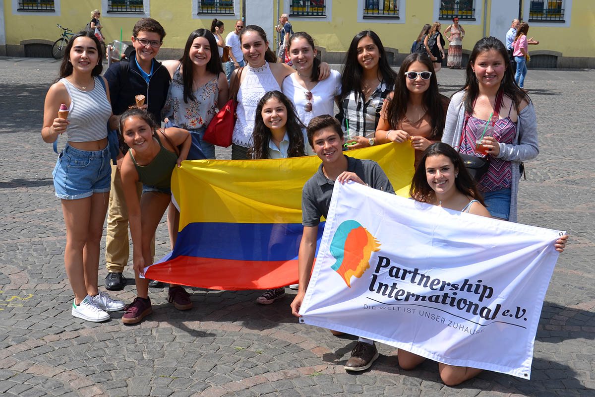 Kolumbianische Schlergruppe aus den letzten Jahren. Foto: Partnership 