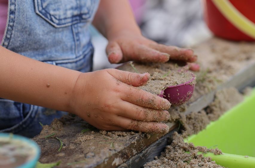 Qualifizierungskurs zu Kindertagespflege: Wer macht mit? 