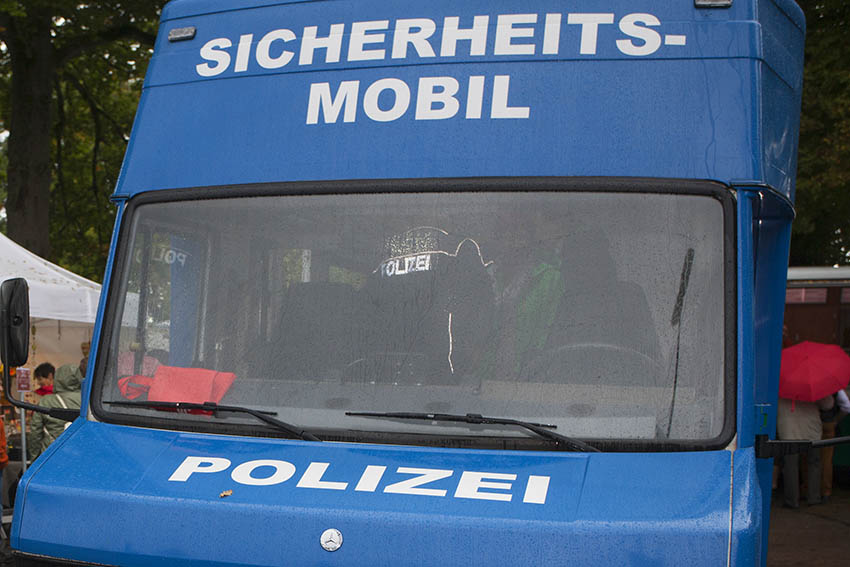 Seniorin in Wohnung in Bad Honnef attackiert und bestohlen  