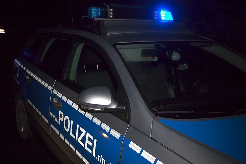 Randalierer verletzt drei Polizisten leicht