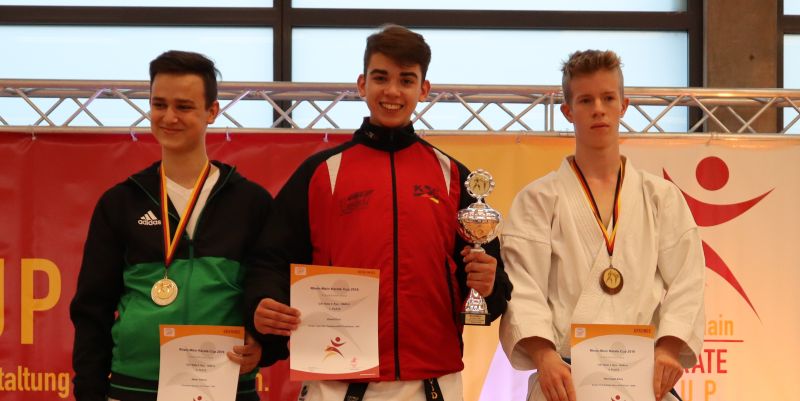 Drei Medaillen beim Rhein-Main Karate Cup 