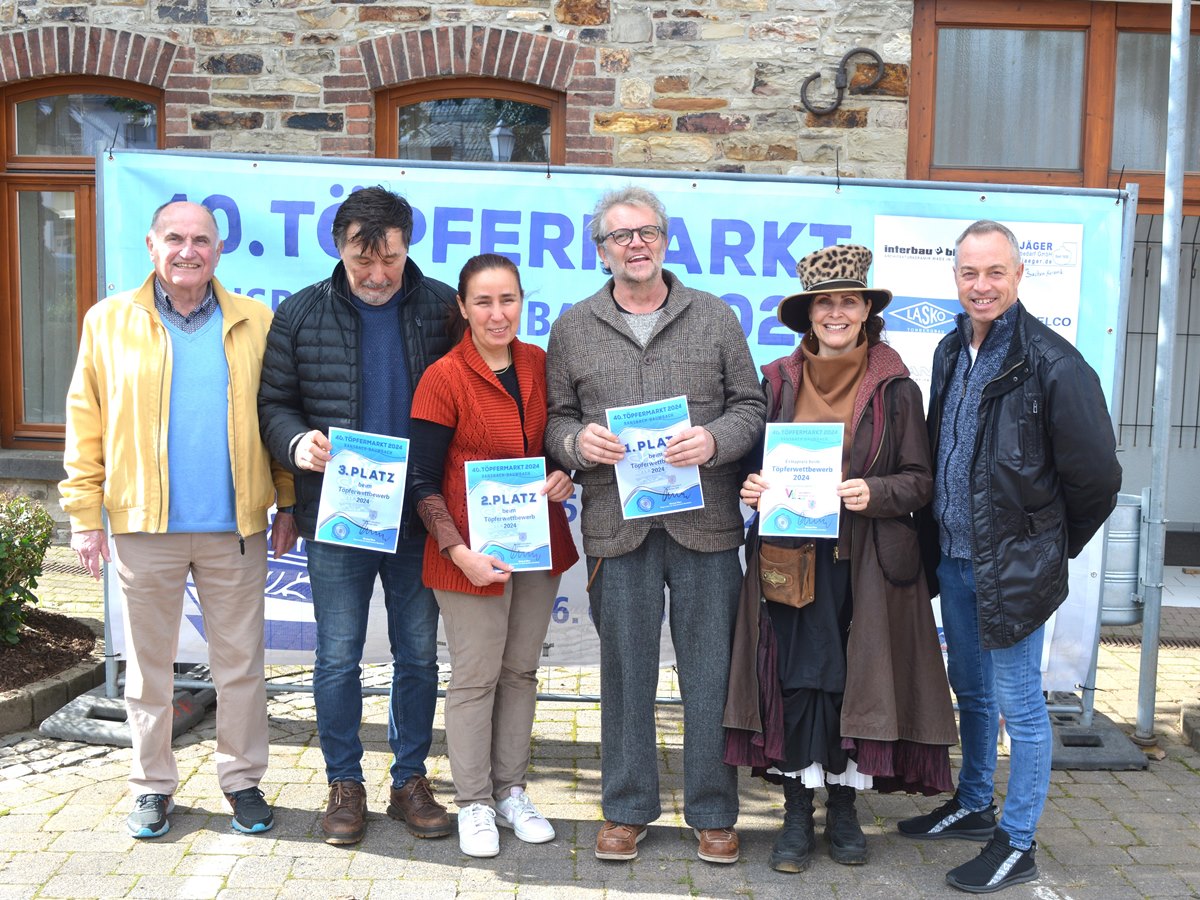 Tpfermarkt und Old- und Youngtimertreffen bescherte Ransbach-Baumbach unglaublichen Besucheransturm