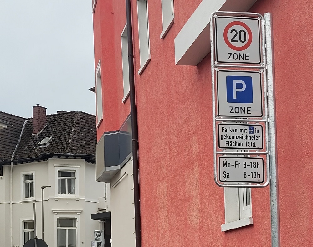 In der Rathausstrae gilt nun eine Hchstgeschwindigkeit von 20 km/h. (Foto: Stadt Wissen)