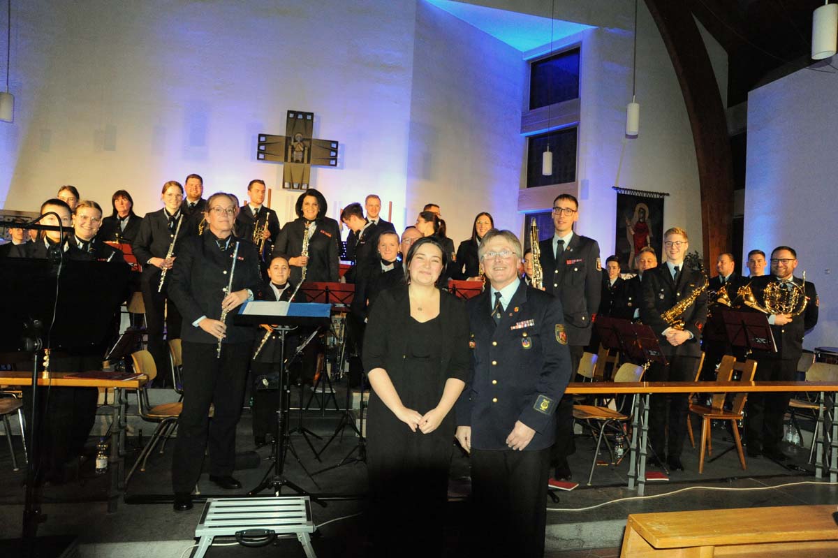 Konzert in Schnstein: Zum Advent spielte die Stadt- und Feuerwehrkapelle Wissen