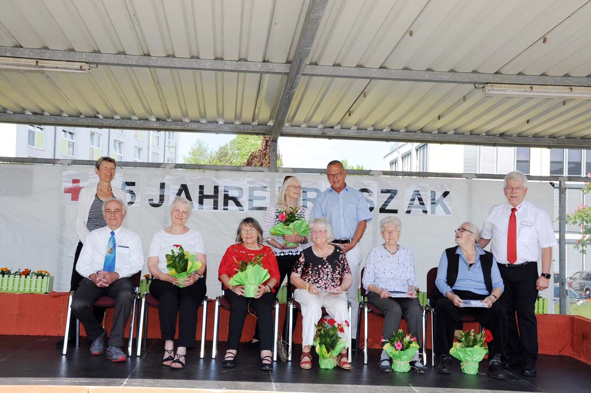 Maifest im DRK-Seniorenzentrum Altenkirchen - 15-jhriges Bestehen wurde gefeiert