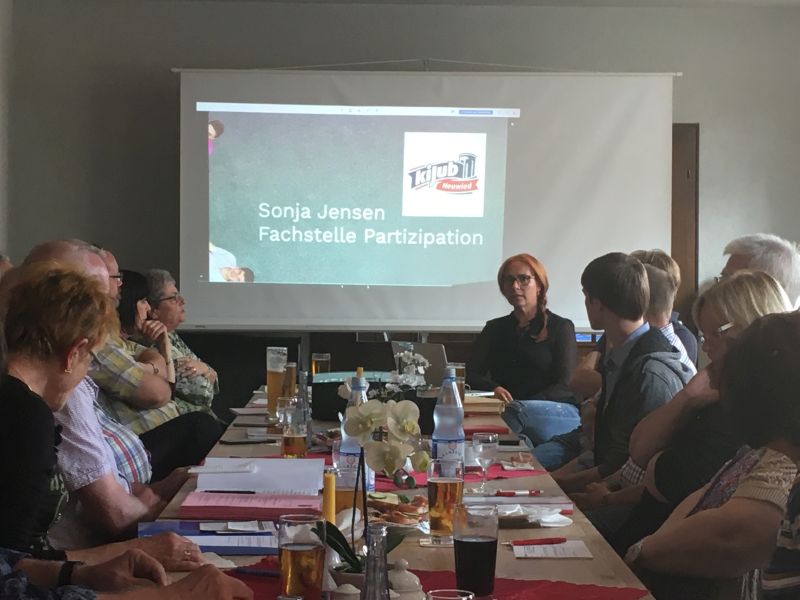 Sonja Jensen beim Vortrag in der SPD-Stadtratsfraktion. Foto: SPD Neuwied