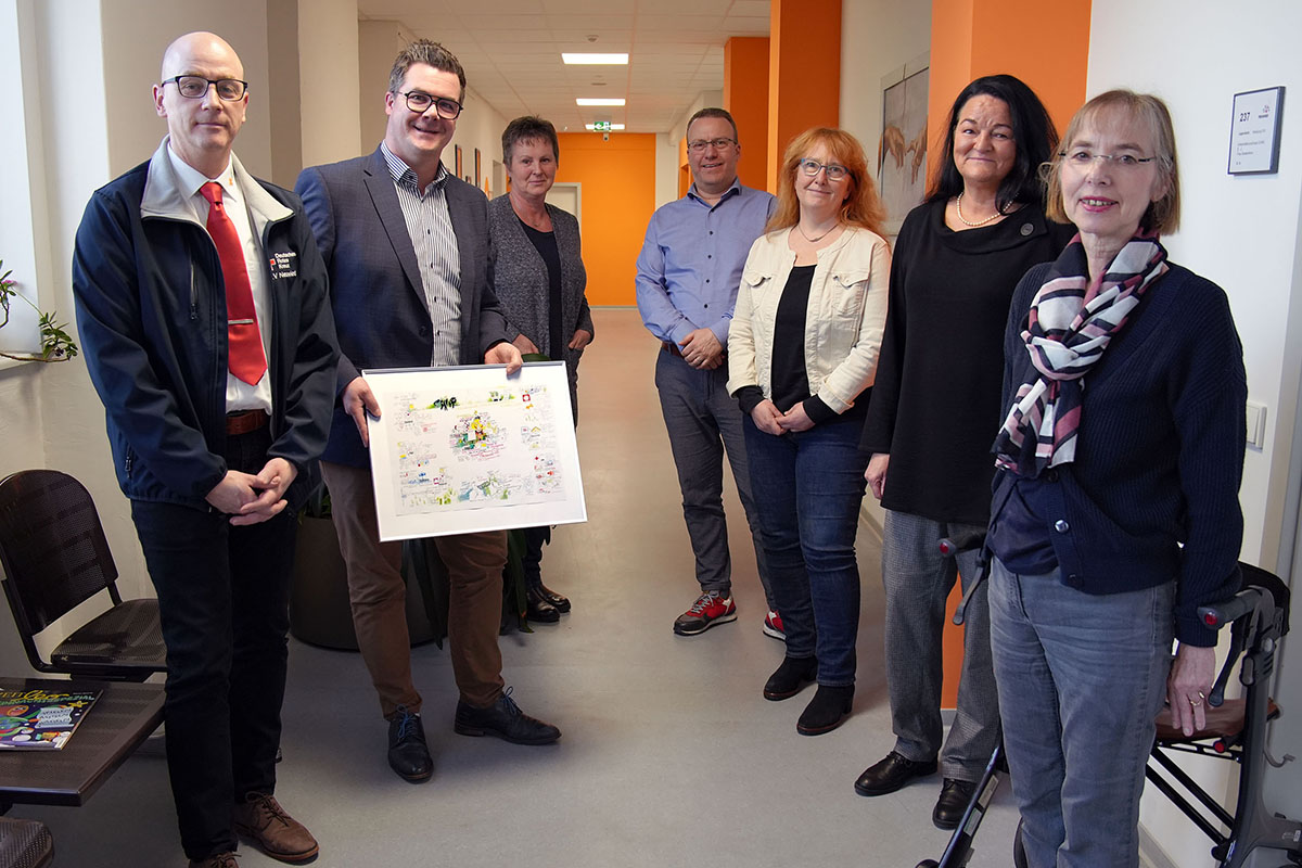 Von links: Marco Bust (DRK Kreisverband), Brgermeister Peter Jung, Regina Berger (Leiterin Amt fr Soziales, Integration und Senioren), Bernhard Fuchs (Jugendamtsleiter), Ulrike Proft (Caritasverband Rhein-Wied-Sieg), Anja Jung (AWO-Kreisverband Neuwied) und Renate Schning (Diakonisches Werk). Foto: Stadt Neuwied/Nadine Schneberg