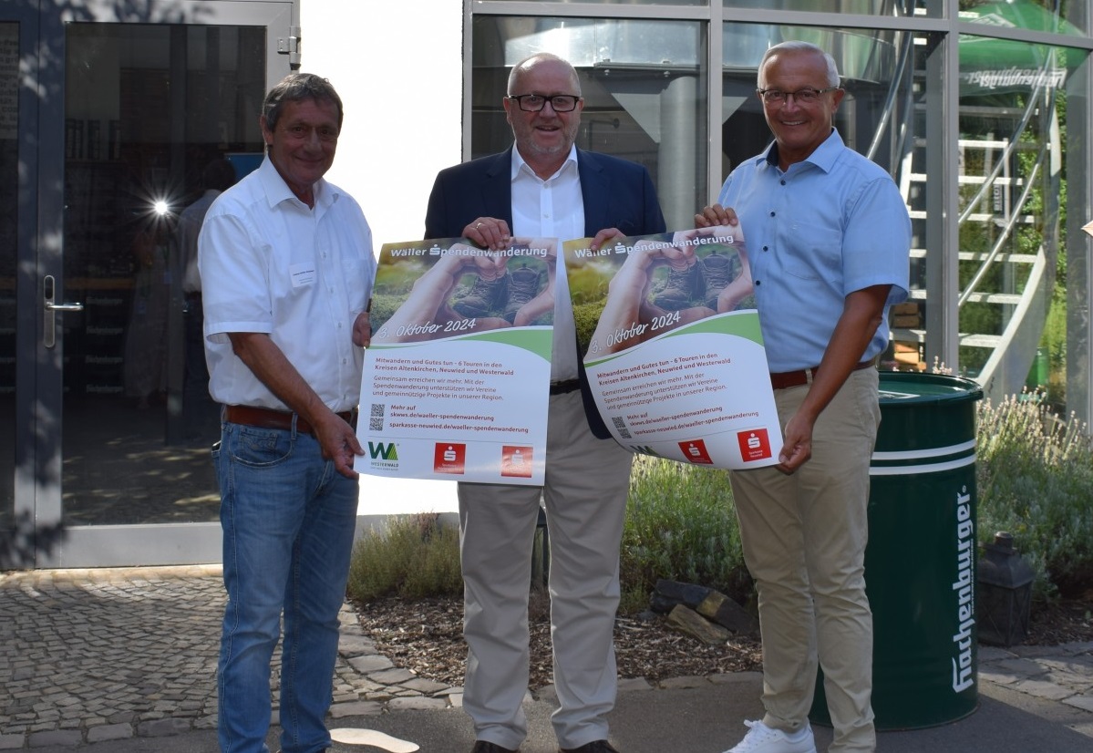 Landrat Achim Schwickert, Landrat Dr. Peter Enders, Landrat Achim Hallerbach. "Foto: Annika Kaufmann, Westerwald Touristik-Service GbR)