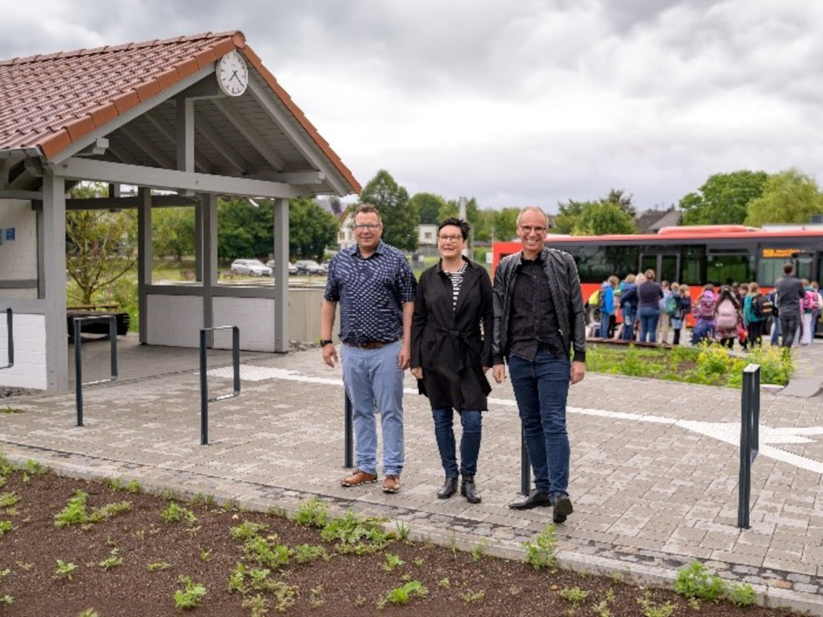 Staudt: Mobilittsstation mit neuer Buswendeanlage in Betrieb genommen