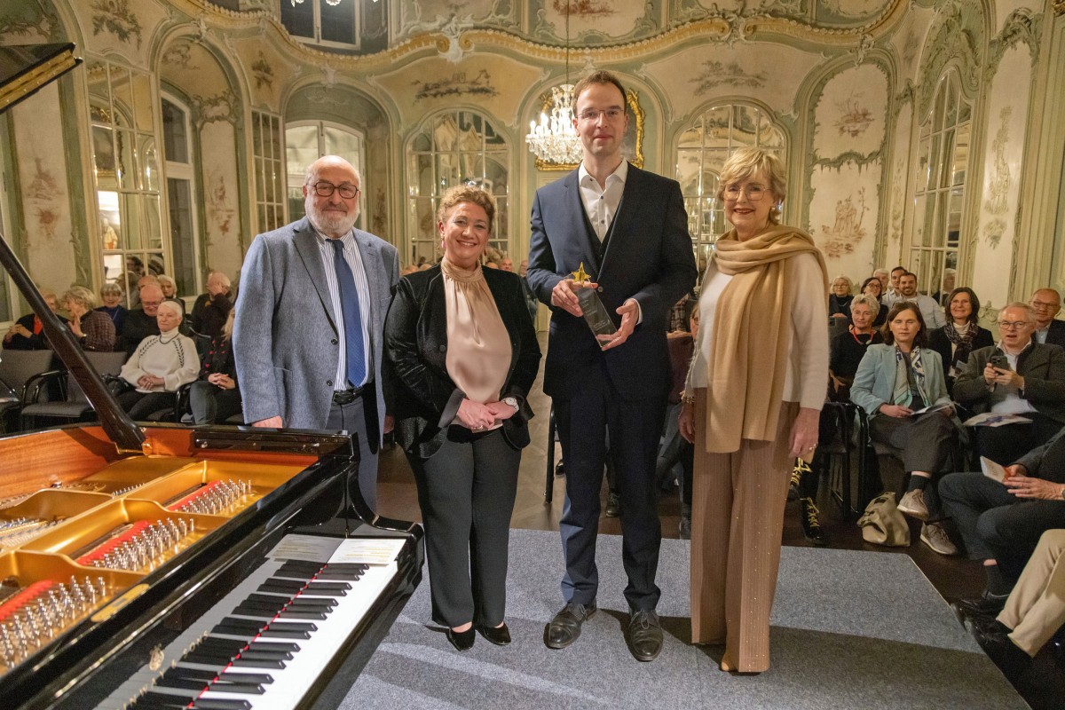 Virtuositt und Teamgeist: Knut Hanen gewinnt den "Stern Villa Musica 2024"