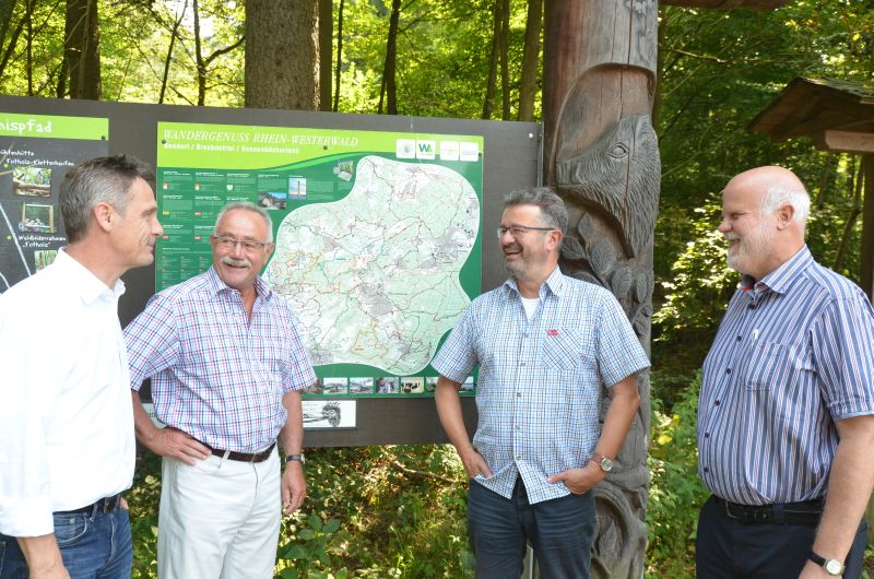 Manuel Andrack wandert bei Sterntreffen mit 