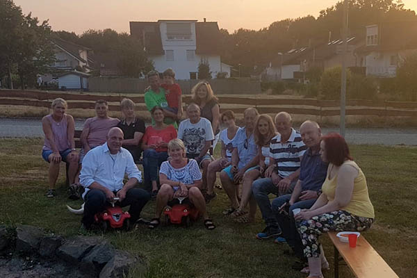 Eichenweg in Windhagen-Hohn feierte Straenfest