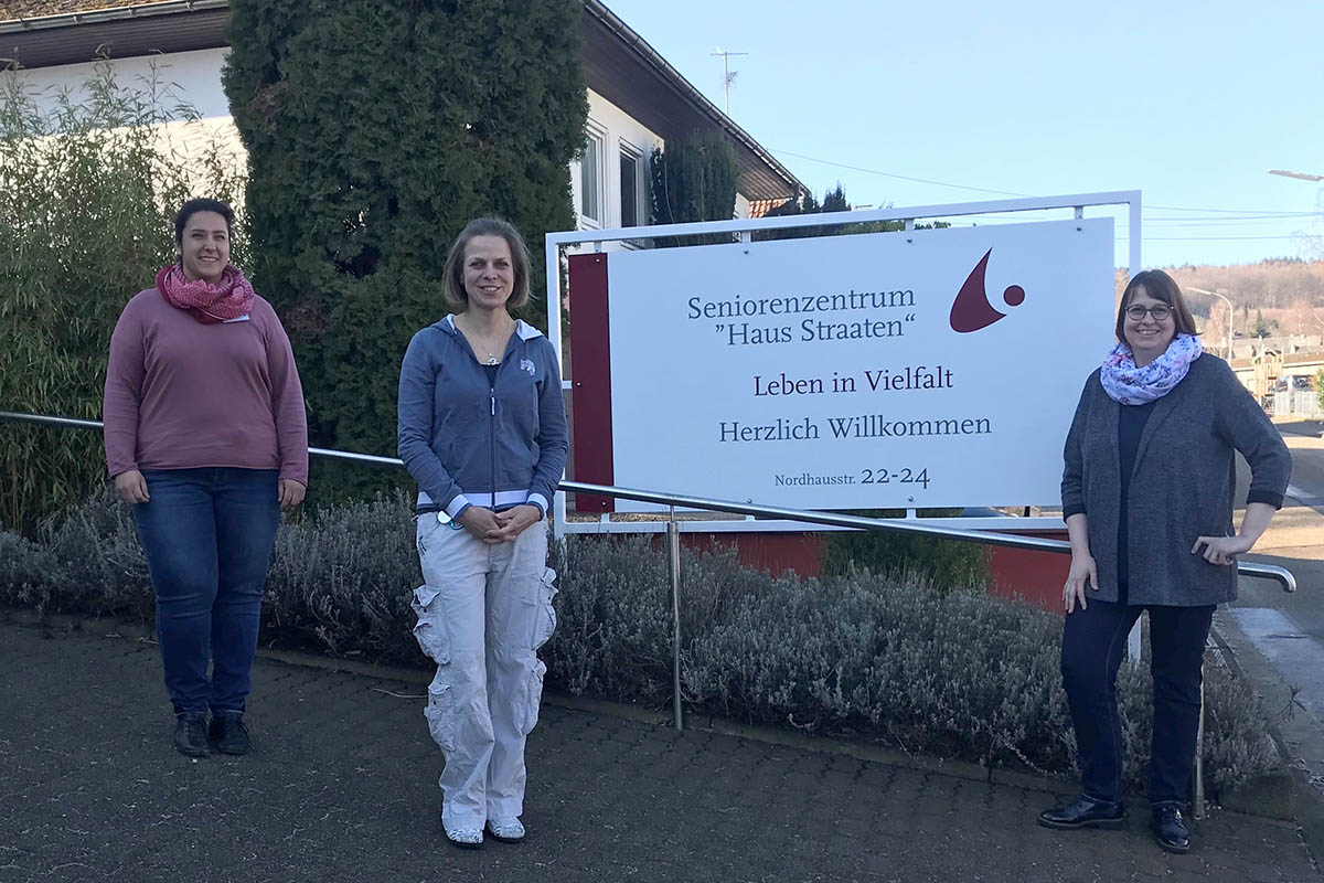 Von links: Assol Bachmann (Einrichtungsleitung Seniorenzentrum Haus Straaten), Katrin Billmann (Pflegedienstleitung Seniorenzentrum Haus Straaten), Tatjana Born- Rler (Einrichtungsleitung Seniorenzentrum Mhlenau). Foto: pr