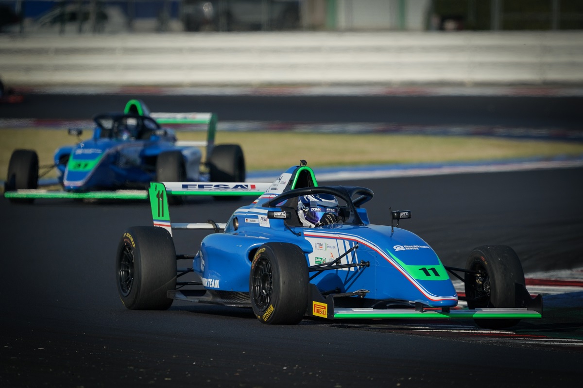 Tom Kalender in Misano am Start. (Fotos: Fast-Media)