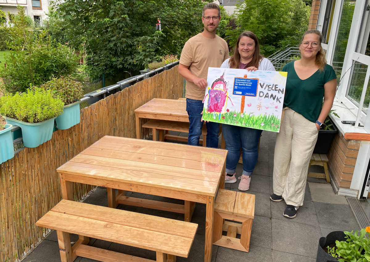 Neue Bistrombel fr das "Haus der kleinen Lebensknstler" in Unkel