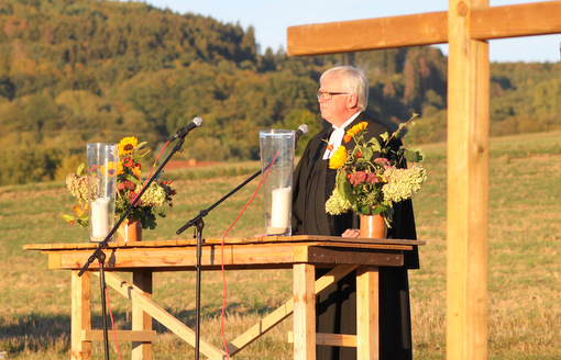 Gedenkgottesdienst: Unnau trauert um toten Jugendlichen