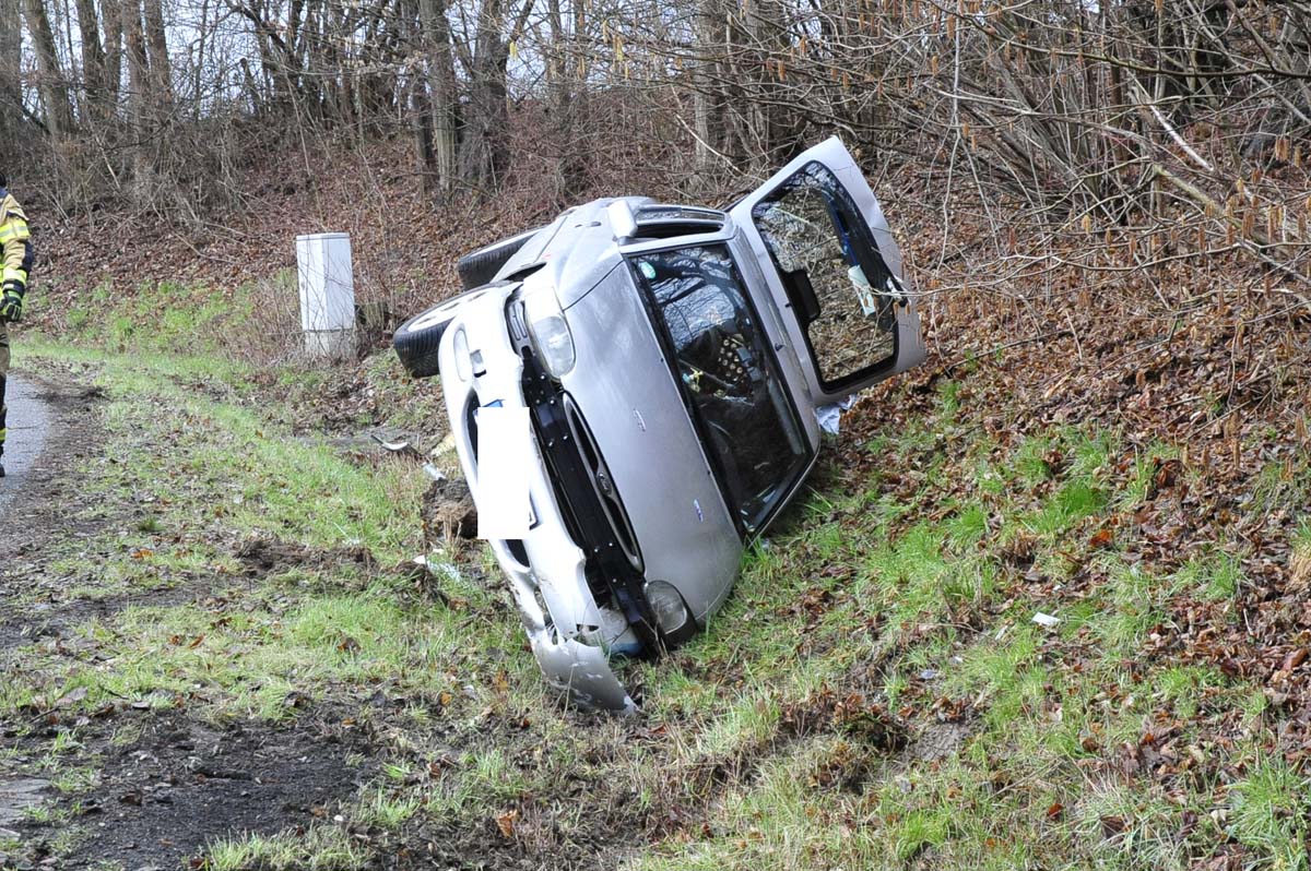 Verkehrsunfall auf der Abzweigung B 256 zur B 8 in Altenkirchen: Eine Person wurde verletzt