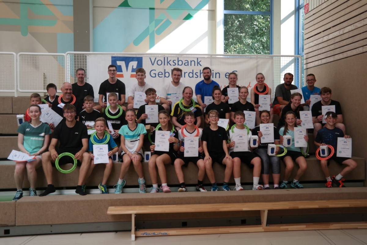 Premiere des VoBa-Teams-Cup der DJK Gebhardshain-Steinebach: Gelungener Start in die Wettkampfsaison