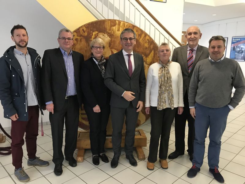 Von links nach rechts: Anselm Sellen, Dr. Andreas Nick (MdB), Sabine Willwacher, Hendrik Hering MdL, Andrea Kunz, Burkhardt Siebert, Karsten Lucke. Foto: EHM 