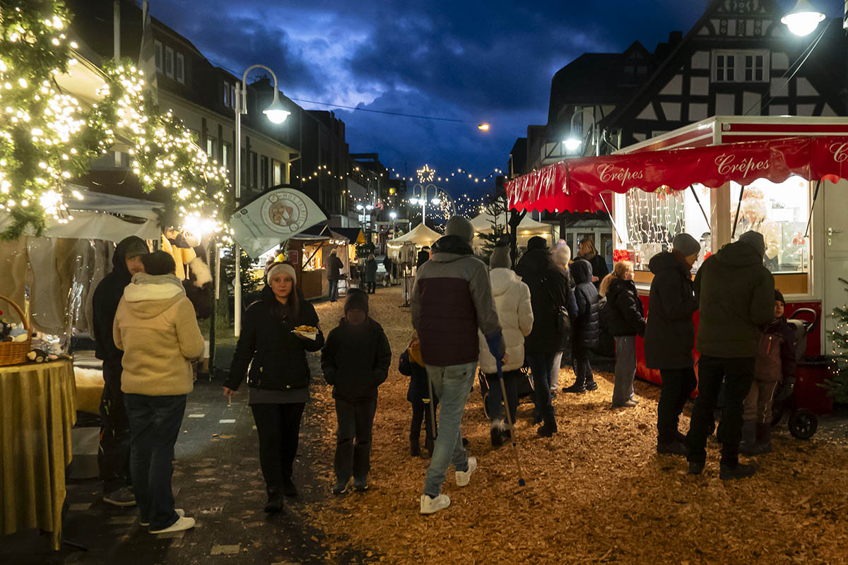 Traditioneller Weihnachtsmarkt in Bad Marienberg feierlich erffnet