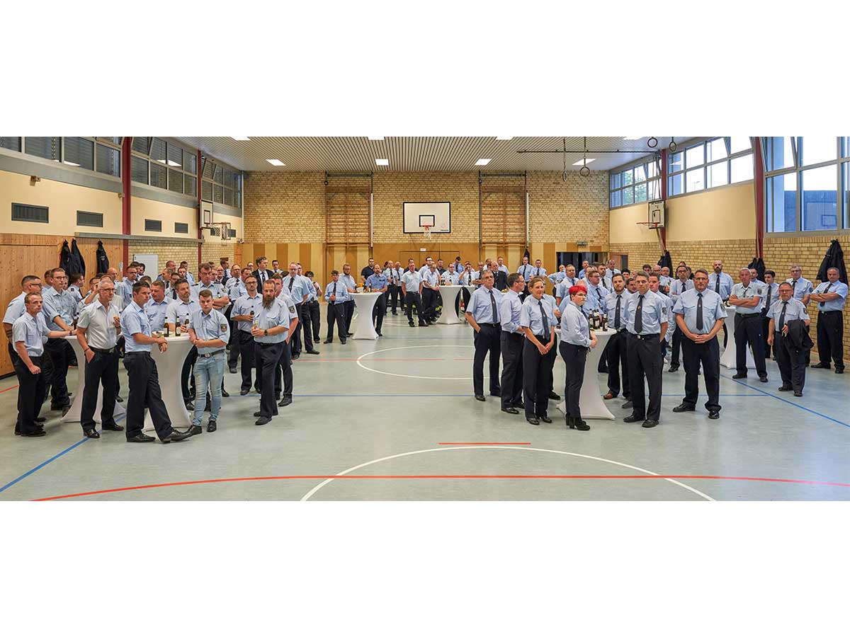 Die Feuerwehrleute der Verbandsgemeinde Montabaur haben fr viele Wochen und Monate die Menschen im Ahrtal nach Krften untersttzt. Die Bilder der Flutnacht haben sich bei ihnen unauslschlich ins Gedchtnis gebrannt. (Foto: VG Montabaur / Sascha Ditscher)