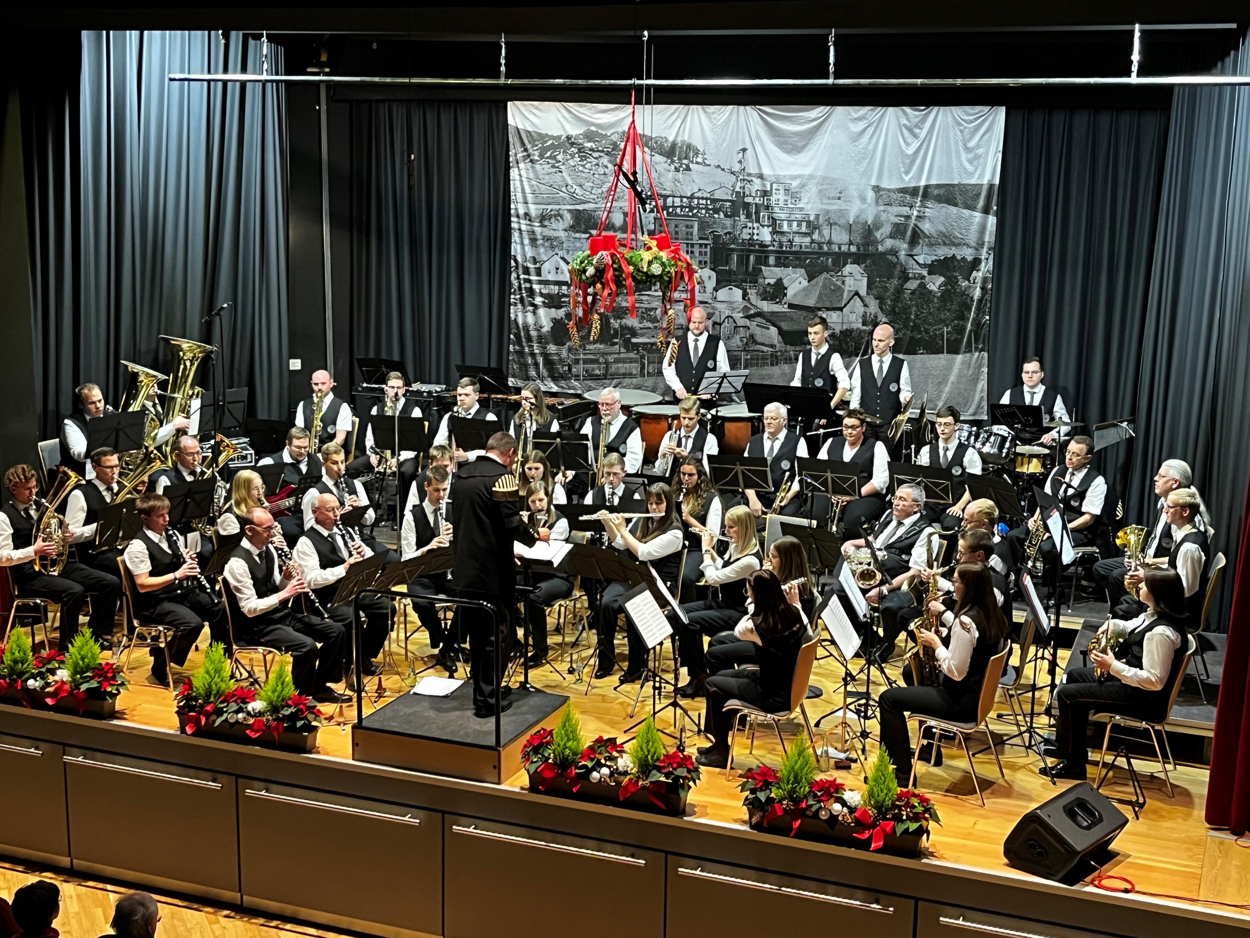 Kurkonzert in Bad Marienberg: Eine Stunde voller Musik im Grnen