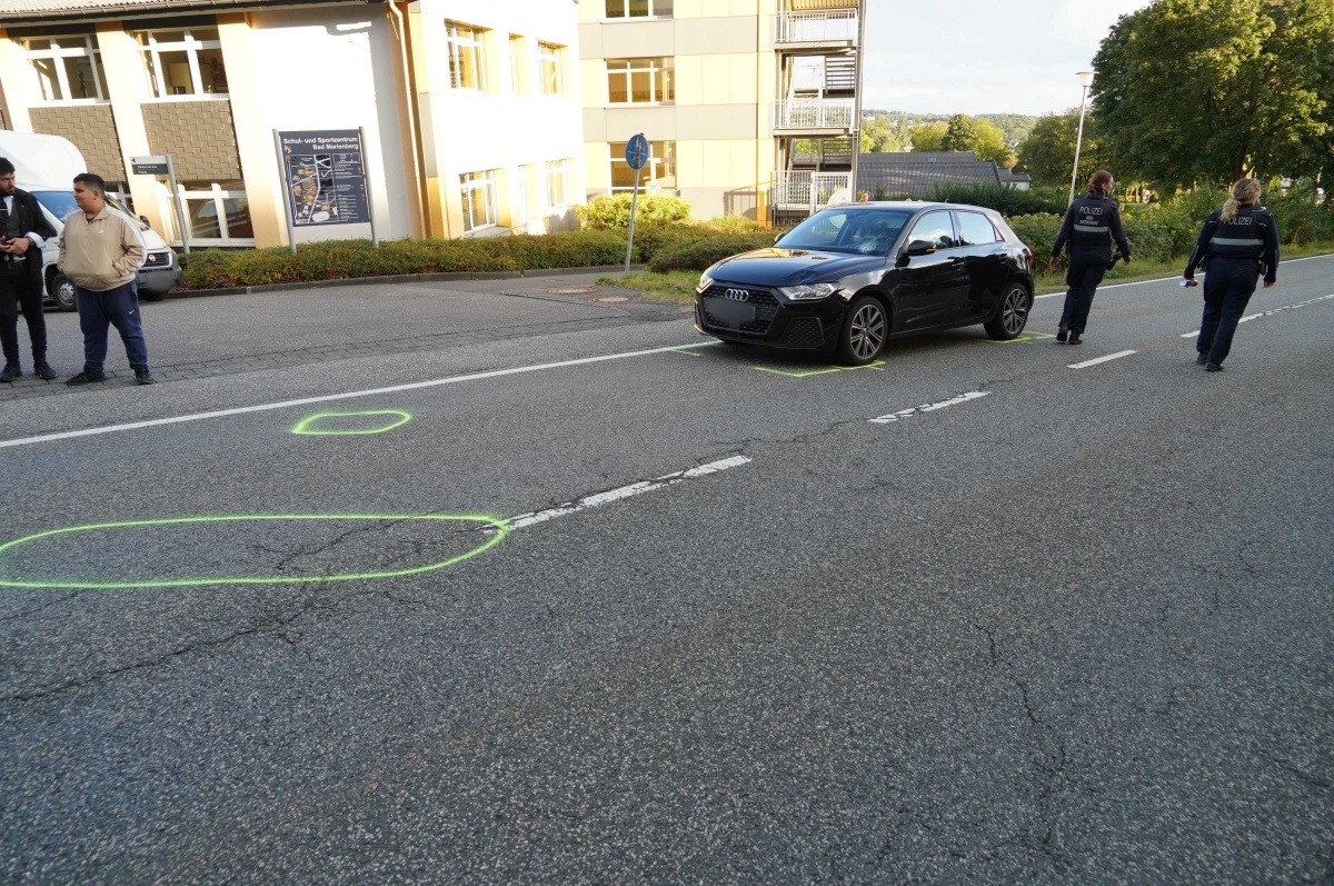 Verkehrsunfall auf der "Kirburger Strae" in Bad Marienberg (Fotos: Uwe Schumann)