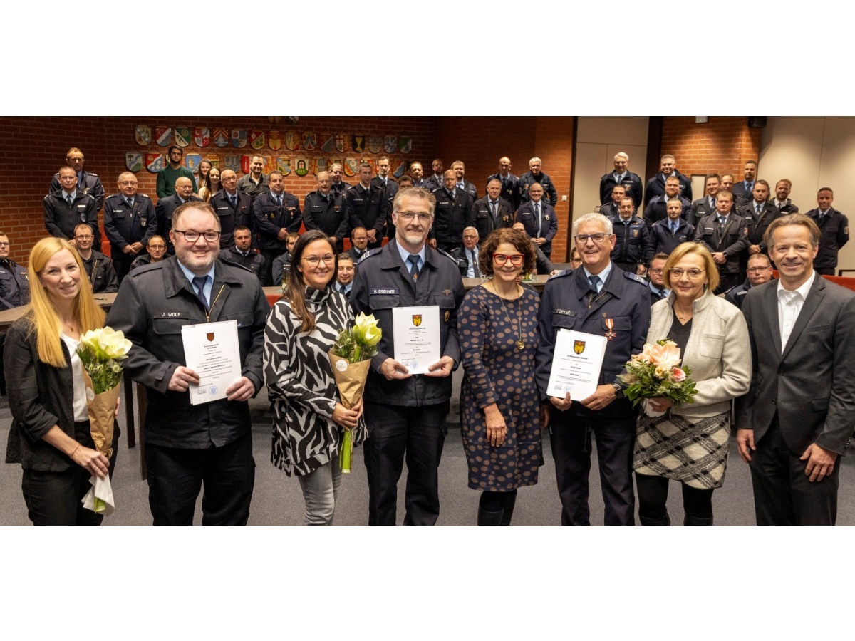 Verabschiedung von Frank Sieker (Foto: Julia Schfer/Verbandsgemeindeverwaltung Hachenburg)