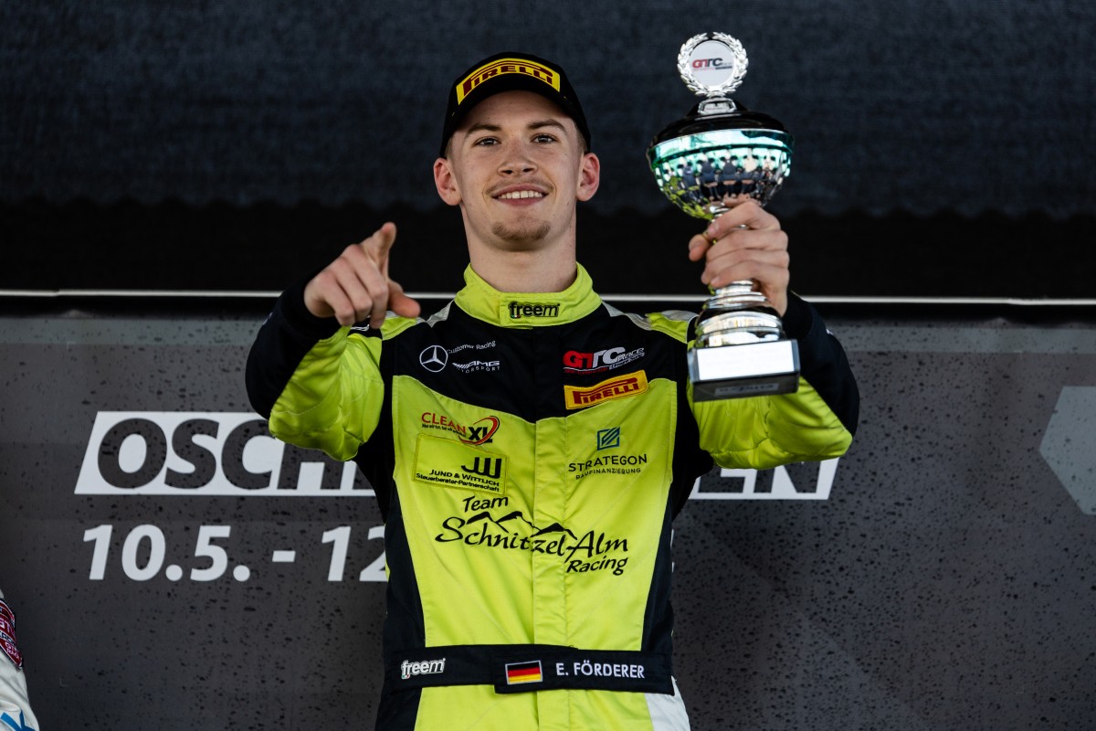 Lokales Talent Enrico Frderer siegt beim GTC Race in Oschersleben