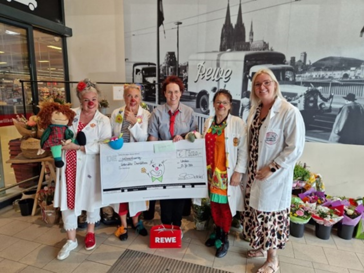 Rewe Lahnstein untersttzt Westerwlder Clowndoktoren  (Foto: Rewe Lahnstein)