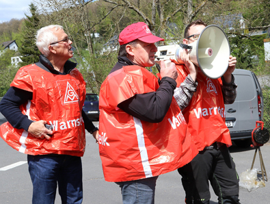 Erster Warnstreik bei der Firma Baumgarten in Daaden