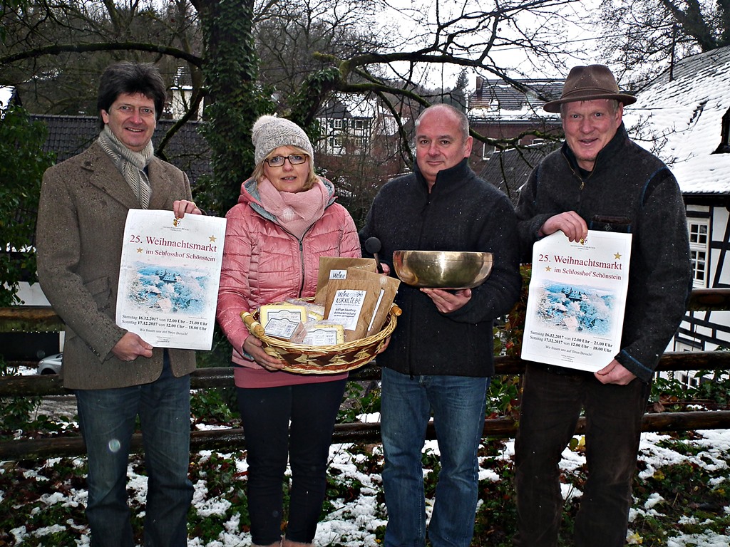 Nicolaus Graf Hatzfeldt, Birgit Wschenbach, Martin Schaaf und Matthias Weber (Wisserland-Touristik) stellten das diesjhrige Marktangebot vor. Foto: Regina Steinhauer 