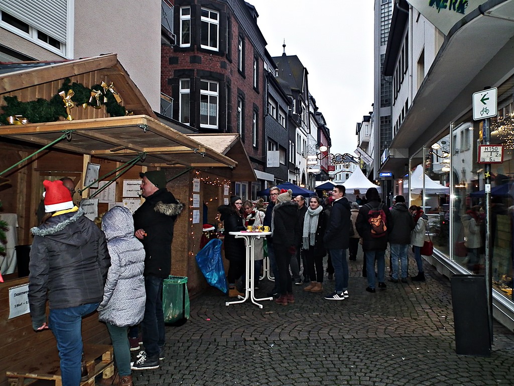 Zum vierten Mal fand am 2. Dezember das Wissener Weihnachtsshopping statt. Fotos: Regina Steinhauer 