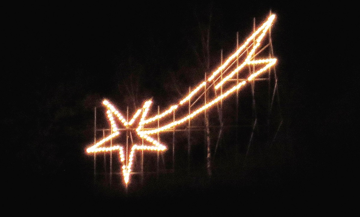 Weihnachtsstern auf dem Kucksberg in Wissen leuchtet wieder