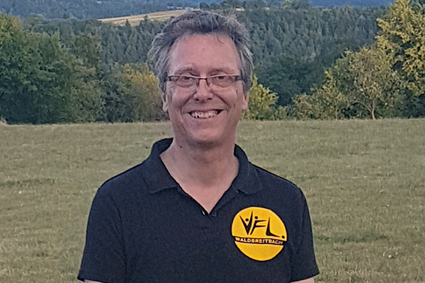 bungsleiter Werner Schfer. Foto: Verein