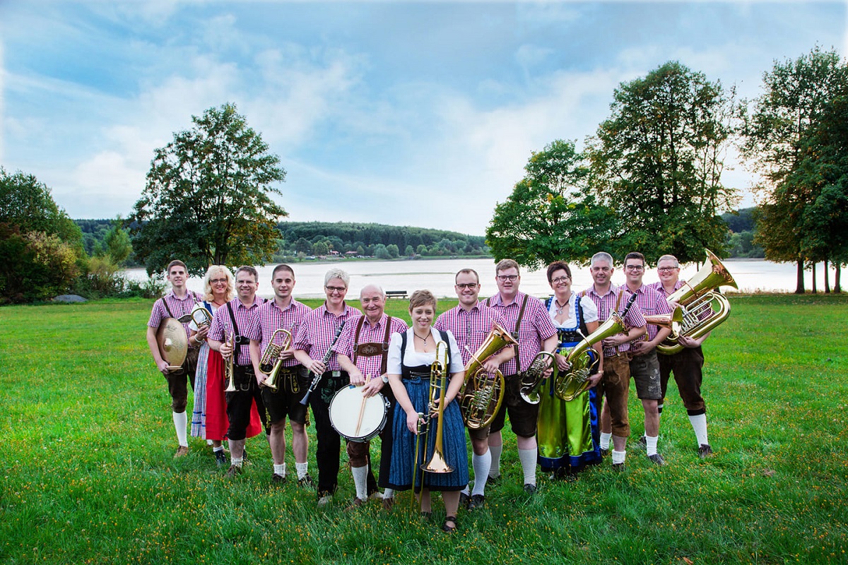 Start der Klappstuhl-Konzerte am Wiesensee 