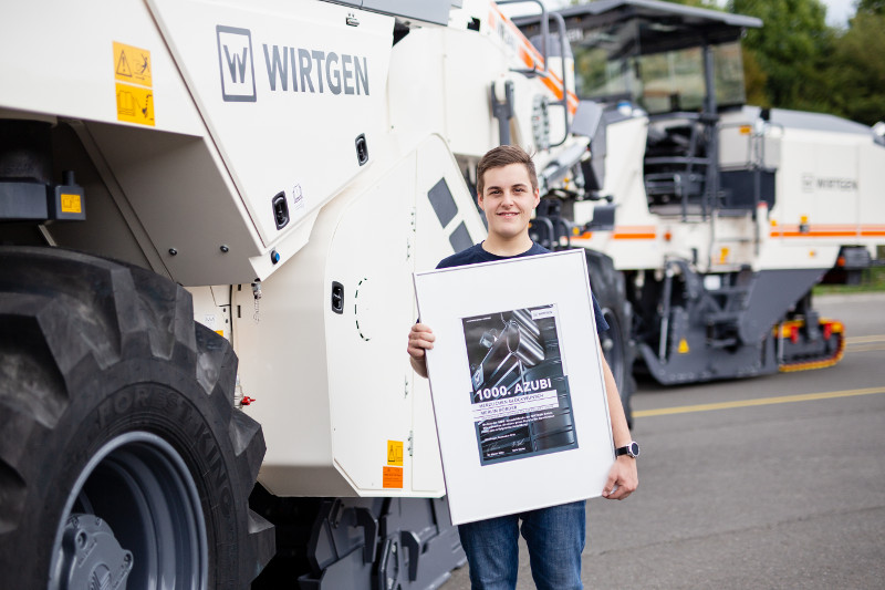 Historisch: Wirtgen begrt 1.000sten Auszubildenden