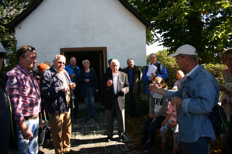 Windhagener Wanderweg der Geschichten eingeweiht