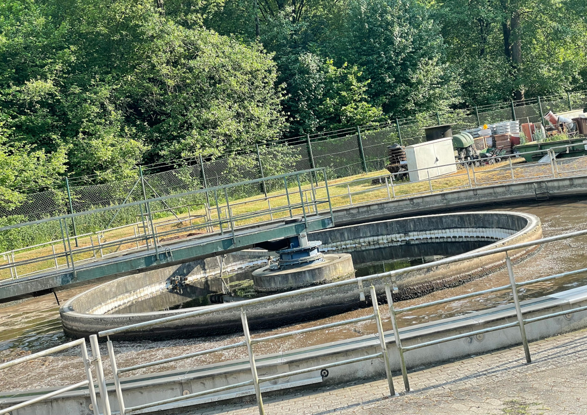 Neben Investitionen in die Infrastruktur spiegeln Mehrbelastungen fr die Gruppenklranlage in Au die Preissteigerung bei den Abwassergebhren in der VG Wissen wieder. Symbolisch hier die Klranlage in Katzwinkel. (Foto: KathaBe)