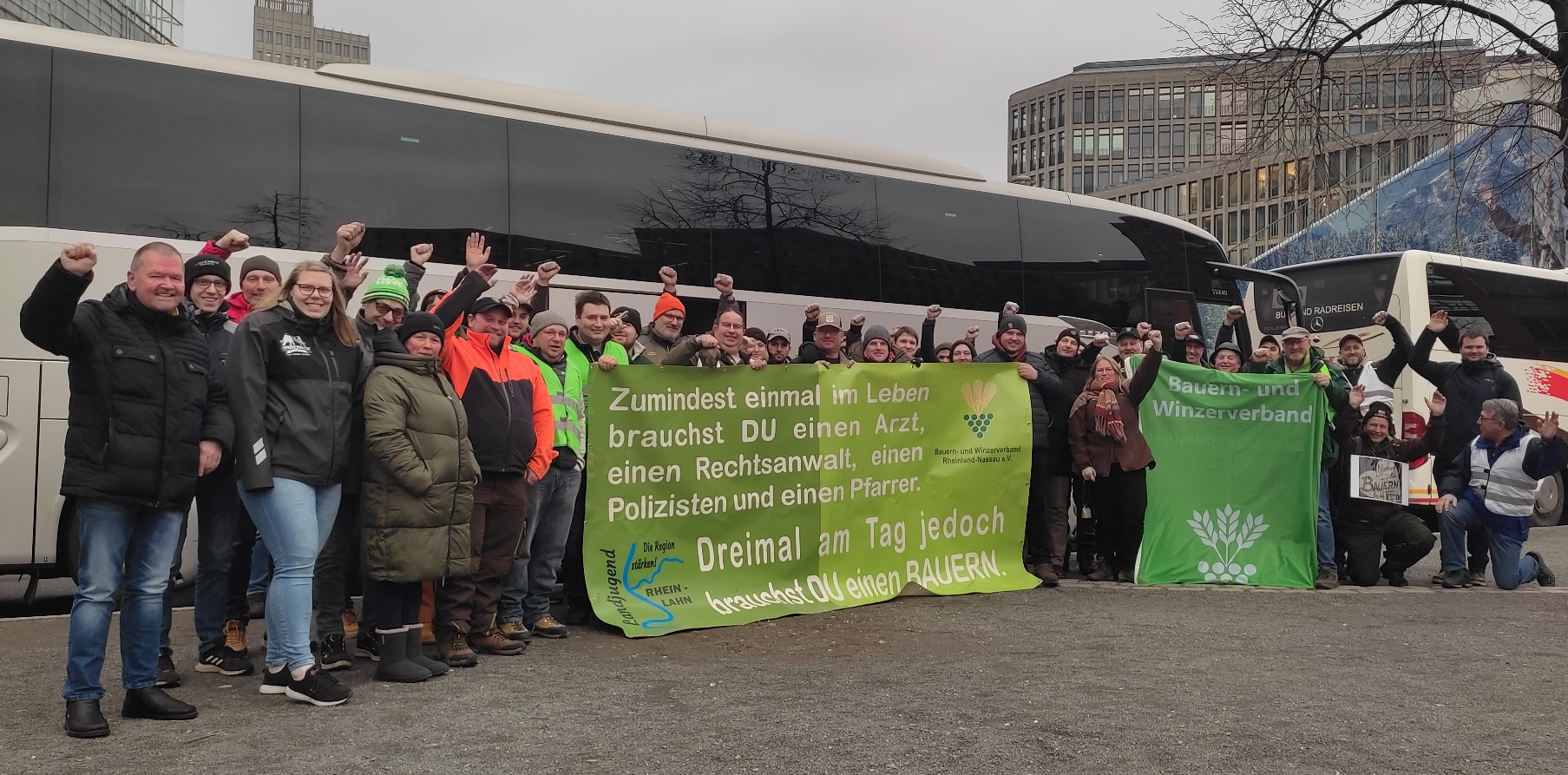 Westerwlder Landwirte protestieren gegen Steuererhhungsplne der Bundesregierung