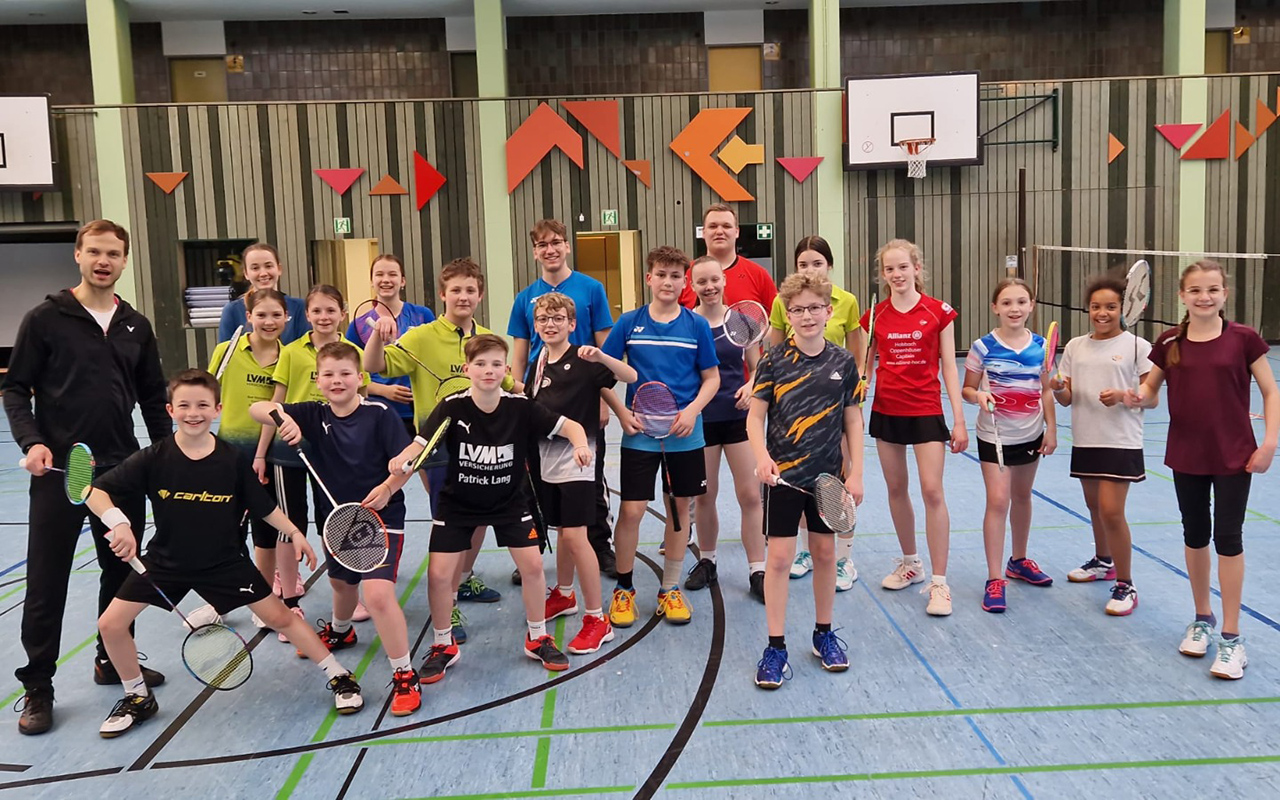 Die Badmintonkids lernten neue Trainingsmethoden kennen. (Foto: DJK)